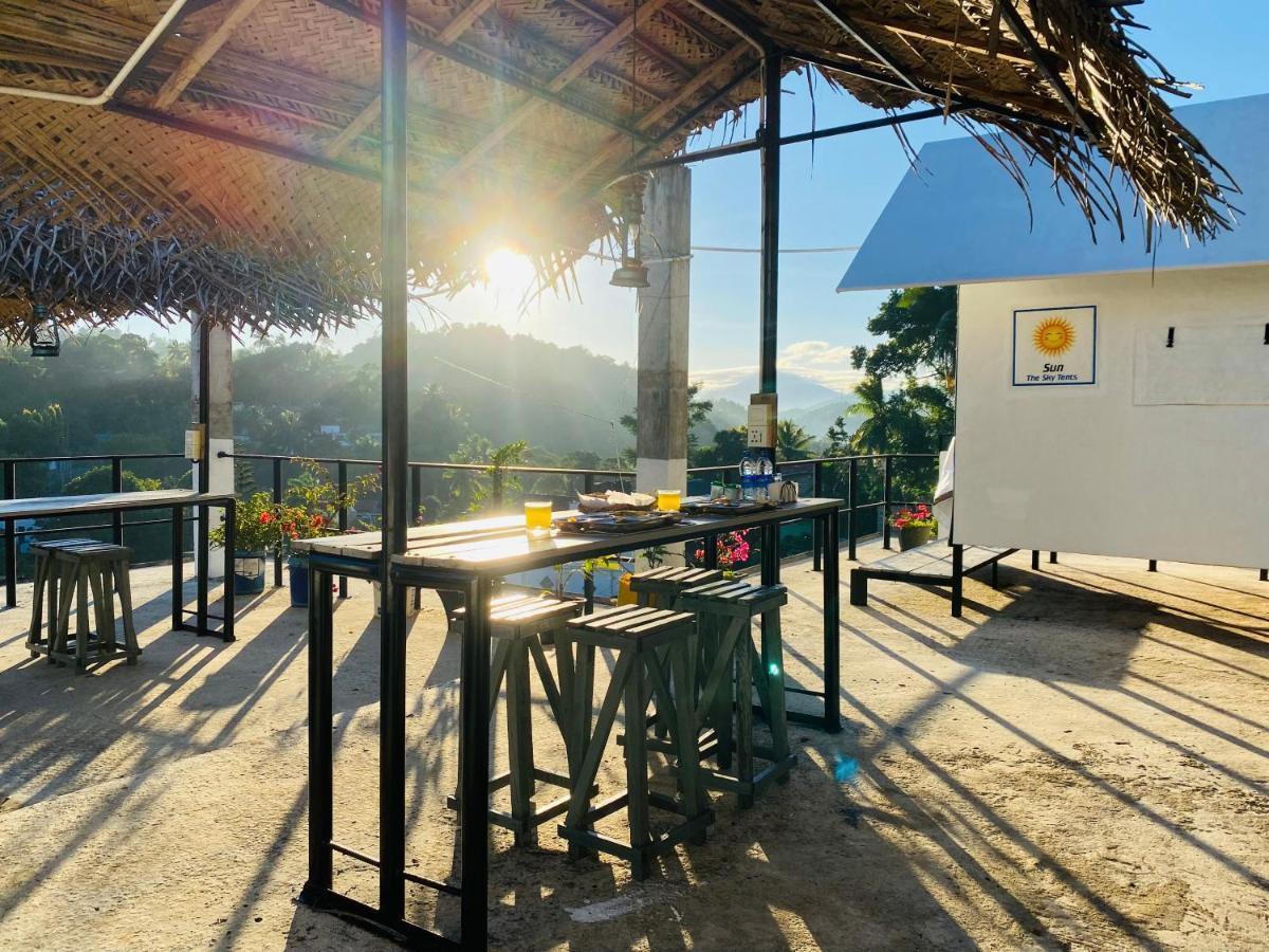 The Sky Tents Kandy Bagian luar foto