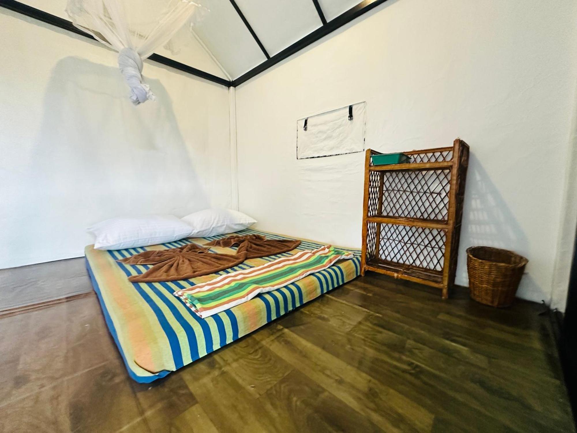 The Sky Tents Kandy Bagian luar foto